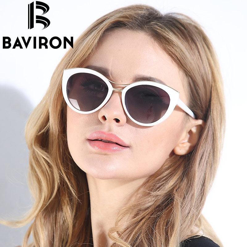 Sunglasses Women White Frame Gradient Polarized